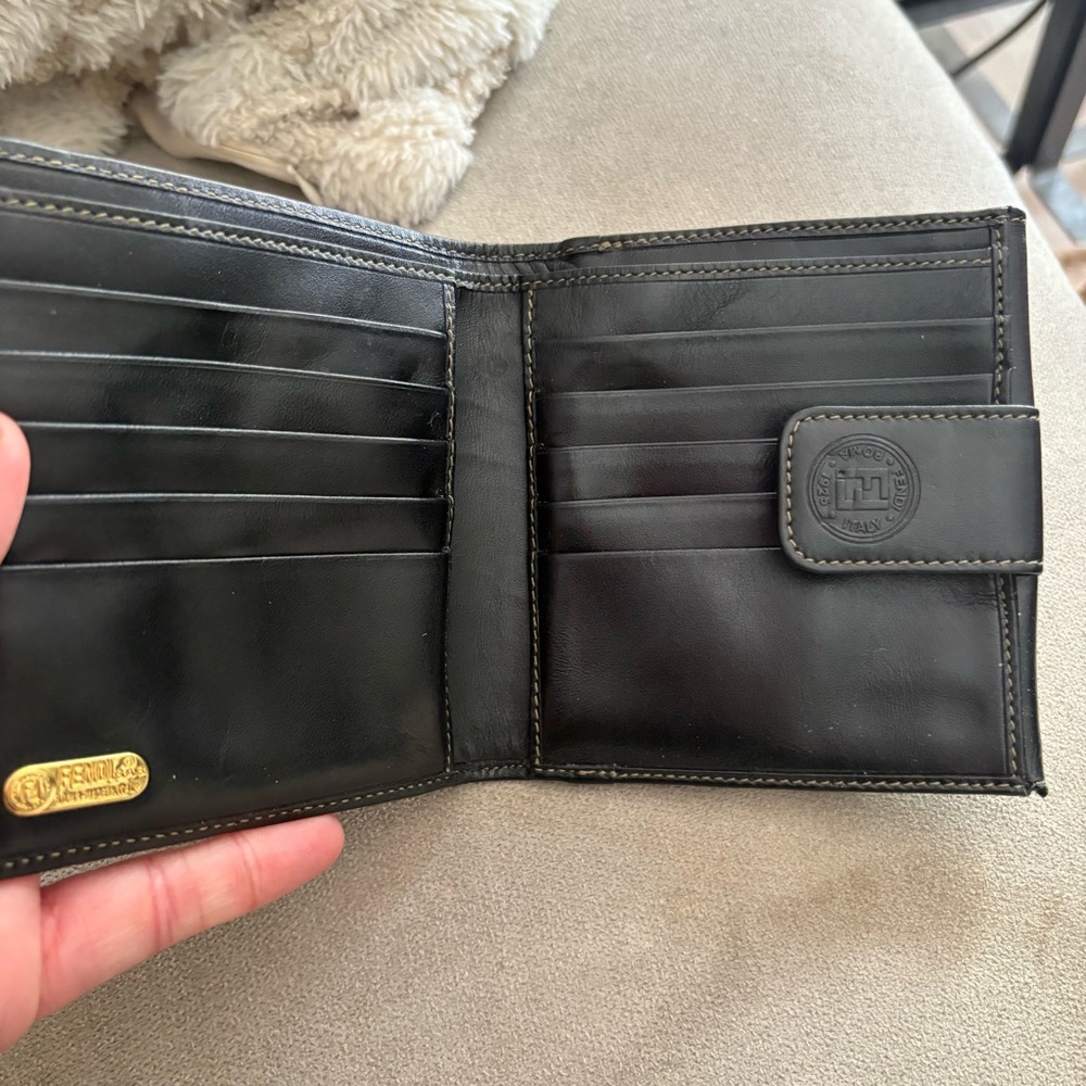 Fendi Black and Tan Striped Wallet - Picture 12 of 12